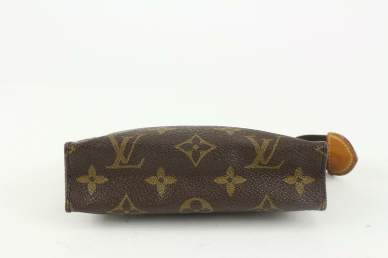 Louis Vuitton Monogram Toiletry Pouch 15 Poche Toilette 0LV323L gallery