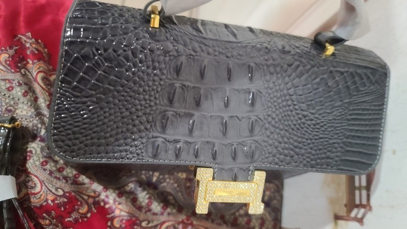 LADIES GRAY CROCODILE PATTERN LEATHER HANDBAG WITH SATCHEL CROSSBODY... gallery