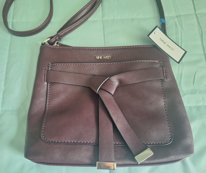 NINE WEST CROSSBODY BAG- ANAELLE- NWT- DK GRNT MM- MAROON