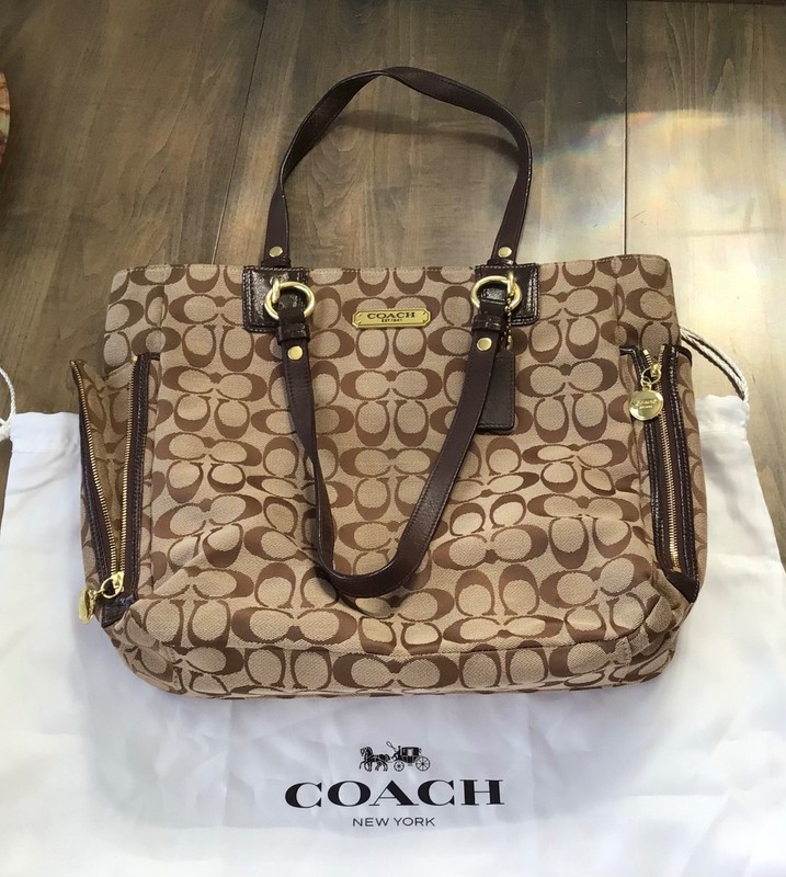 COACH Signature Gallery Logo Zip Tote Purse Brown/Gold F19388 with dust bag