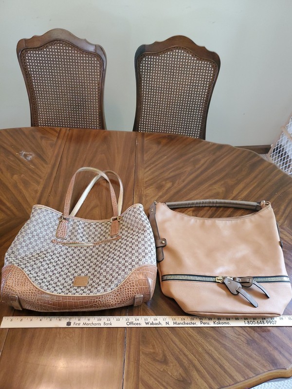 liz claiborne purse tote bag With Unmarked Tote