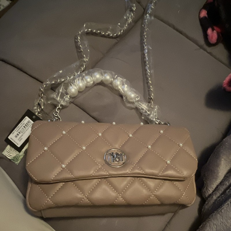 Women’s Beige Quilted Shoulder Bag Pearl Accents Turn Lock Top Handle Crossbody