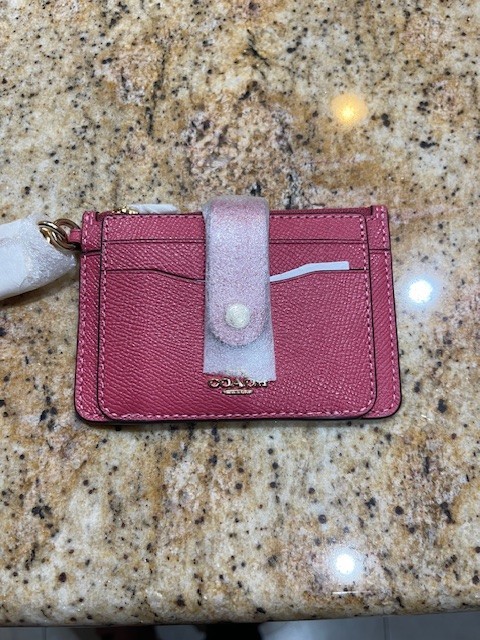 NWT Coach C6881 Zip Card Case Leather Strawberry Haze