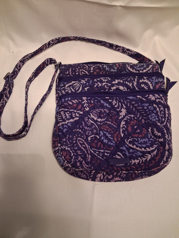Vera Bradley Triple Zip Hipster Crossbody Bag Lilac Tapestry Purple Paisley…