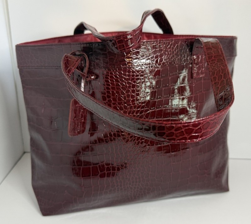Neiman Marcus large Ruby Red Colored Faux Crocodile Tote Bag Pre-owned Very Good