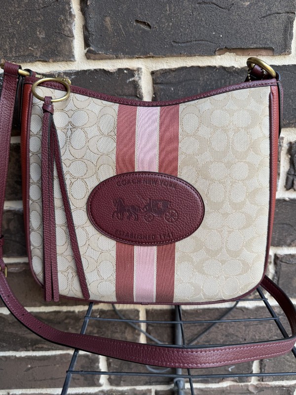 NWT$295 Coach Chaise 61 Light Khaki Wine pink Signature Jacquard 5875 Crossbody