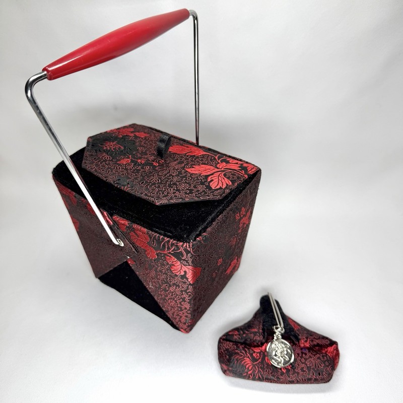 Yans NY Chinese Takeout Box Purse Bag Coin Pouch Silk Brocade Mirror Y2K VTG Red