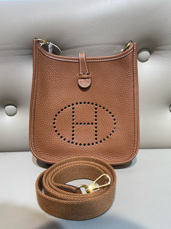 Hermès Evelyne 16 Mini Crossbody Bag （16×5×18）cm