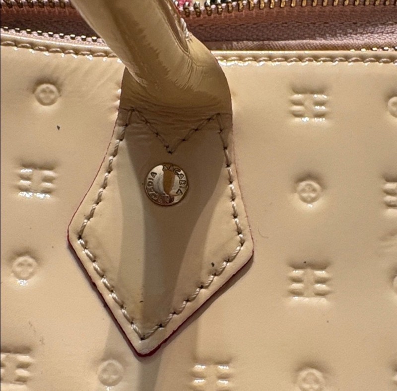 Arcadia handbag gallery