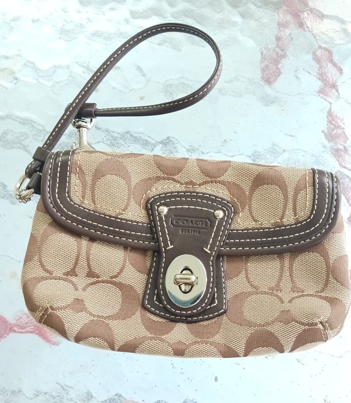 Coach Vintage Soho Brown Signature C Turnlock Canvas Wristlet w/ Leather Trim
