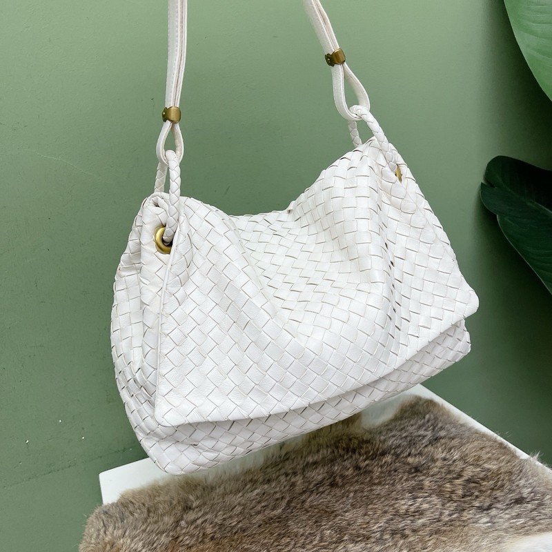 Bottega Veneta White Flap Shoulder Bag, （30×23×10cm