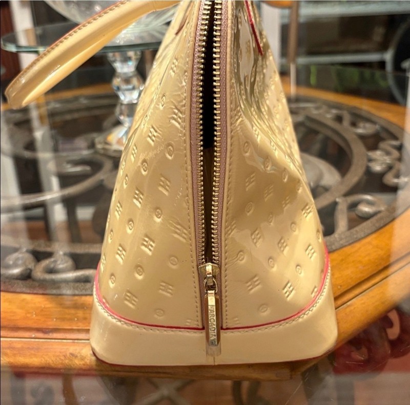 Arcadia handbag gallery