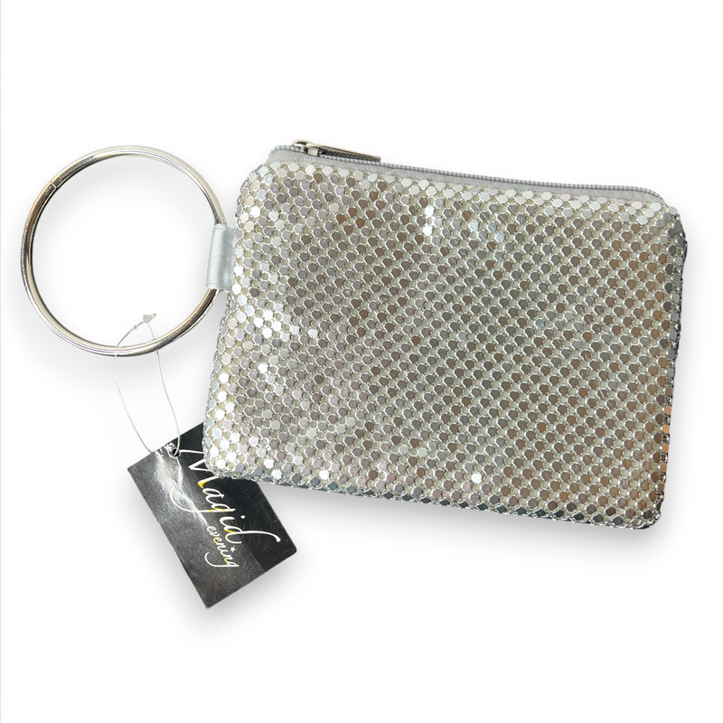 Magid Evening Women’s Silver Metal Mesh Clutch Purse Bangle Strap NWT