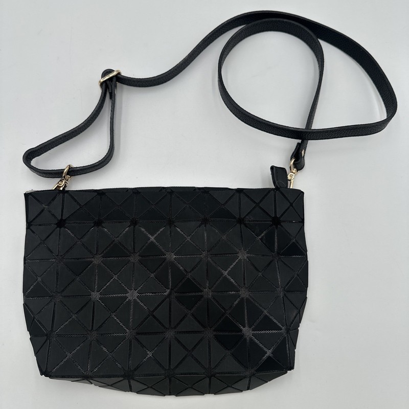 Geometric Tile Pattern Purse, Detachable Black Strap Black & Gold Unique