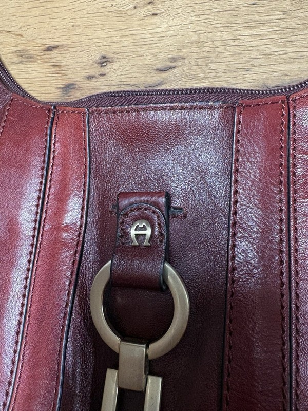 Vintage Etienne Aigner Leather Hobo Bag Boho Bohemian Style Hippie Retro Nice gallery