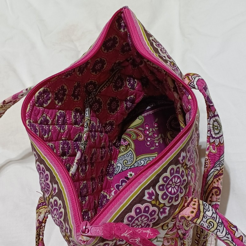 Vera Bradley Tote Bag Made in USA In Very Berry Paisley 13" x 9" x 4" gallery