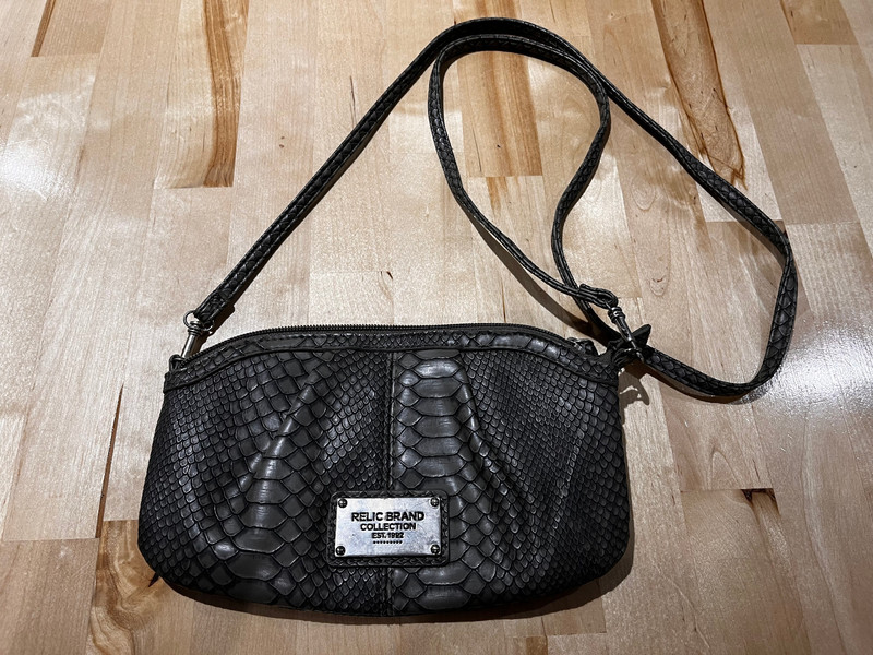 Relic Taupe Snake Print Non-Leather Crossbody Clutch Purse – 9″ x 5″