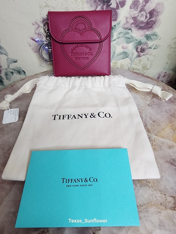 Tiffany & Co. Fuchsia Leather Pouch Clutch Purse Card Holder RARE HTF Color