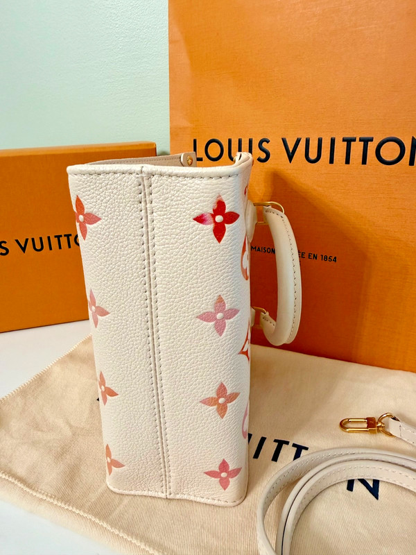 Louis Vuitton Sunrise Aquaelle Onthego BB Monogram Empreinte 2 Way gallery