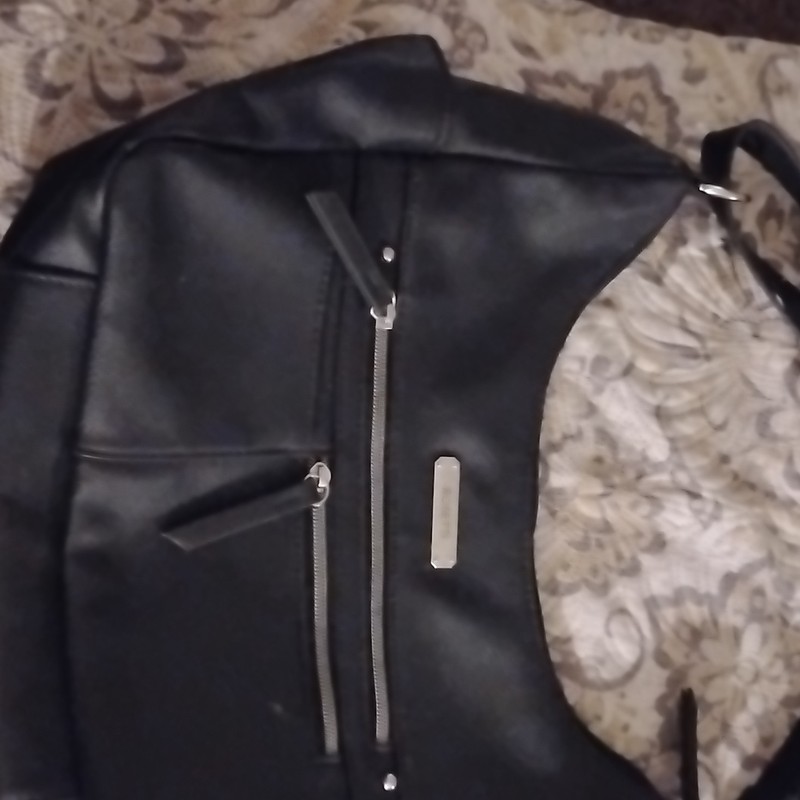 Rosetti Women’s Shoulder Bag Black Solid Zip Closure Silver Tone Hardware