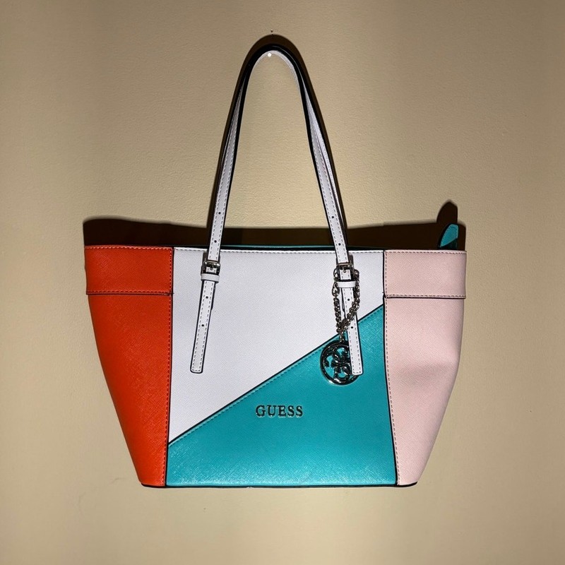 Guess Womens Retro Block Ajustable Strap Purse Delaney Tote Bag