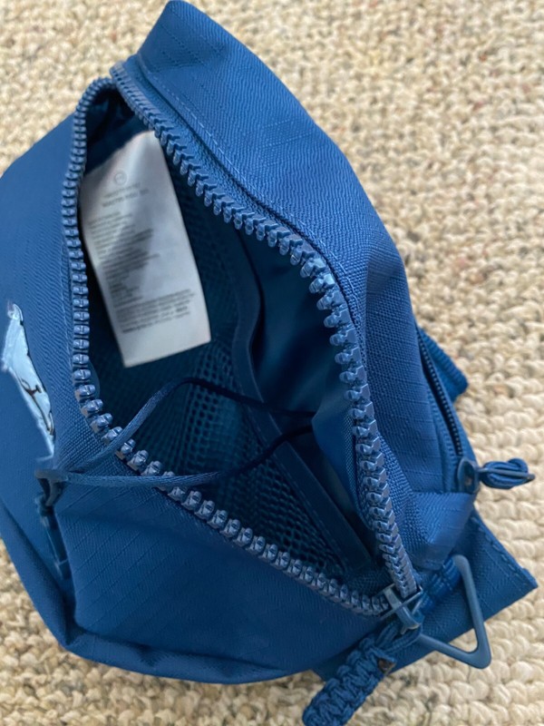Nike Jordan Flight Crossbody Waist Bag Fanny Pack Hip Pac MA0799-BGU Adult gallery