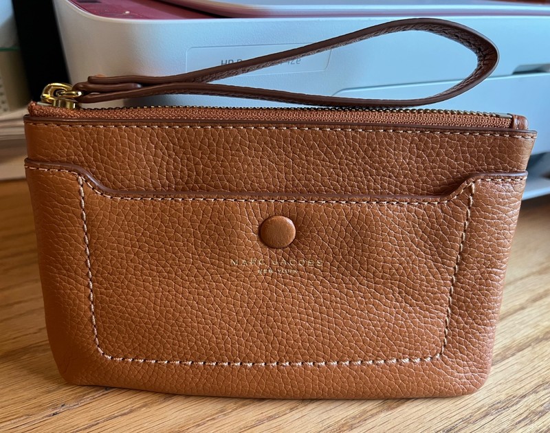 NWOT Marc Jacobs Empire City Leather Wristlet Clutch With Zipper Brown Color