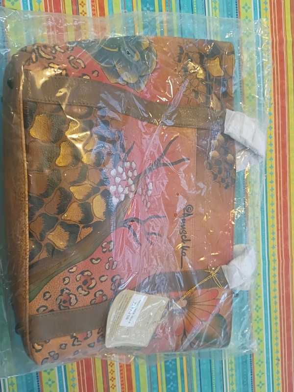 anushka handbags new dust-free, still in packaging, smoke-free and hand-painted.