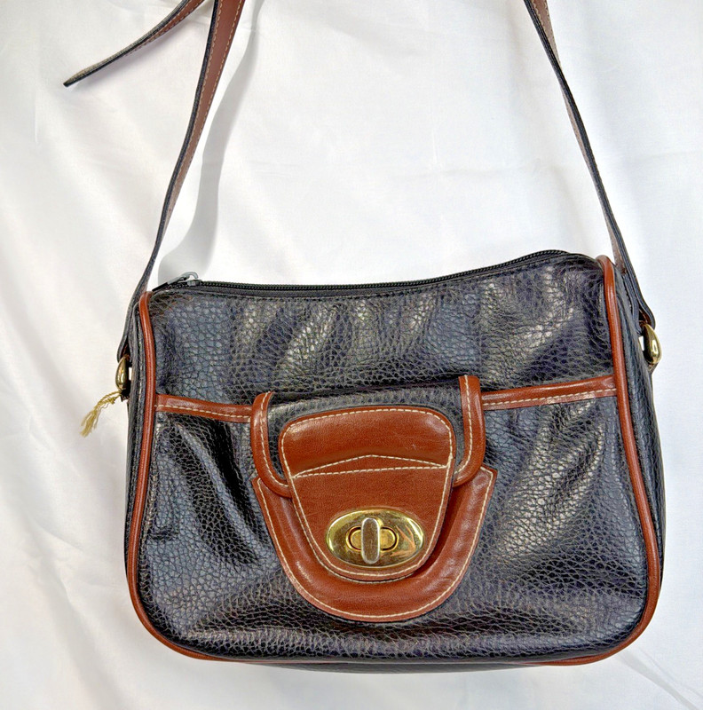 VTG Pebbled Black and Brown Leather B H Smith Crossbody Twist Lock Purse