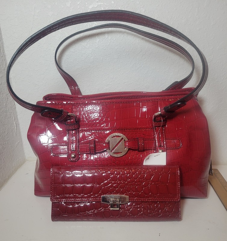 Women’s Handbag Wallet Set Nine & Co. Red Faux Croc Patent Faux Leather NWT