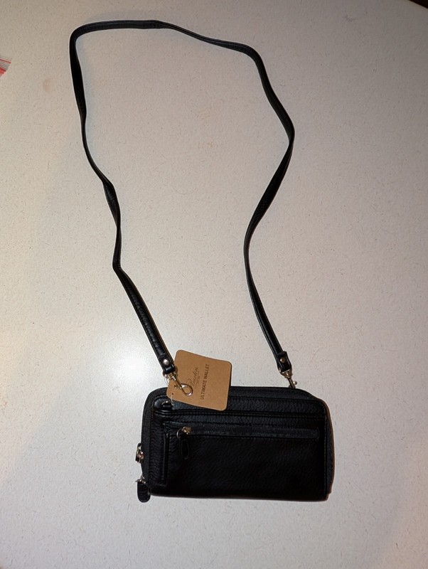 Buxton Handbag black checkbook credit card holder key