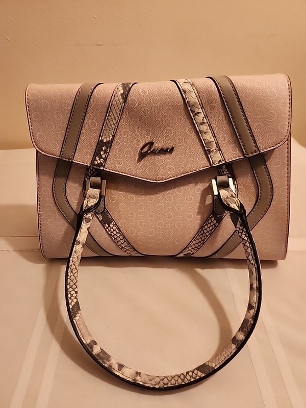 GUESS WOMEN’S ALTON FLAP SATCHEL STONE MULTI PINK/GRAY HANDBAG PURSE