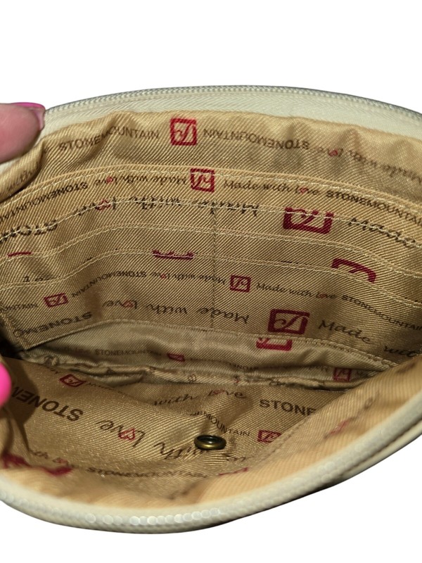 Stone Mountain Leather Made With Love Wristlet & Removable Change Purse Teal gallery