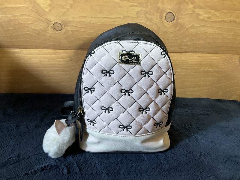 Betsy Johnson backpack pink/black with bows gallery