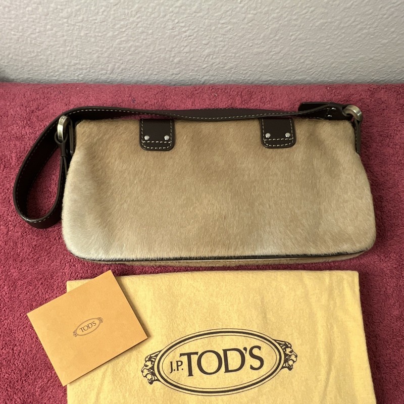 Tod's Beige/Brown Solid Shoulder Bag magnetic Closure Rosegold Hardware Dust Bag gallery