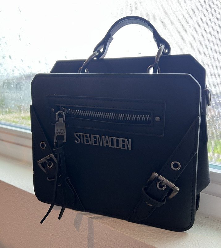 Steve Madden Black Small Satchel Top Handle Bag Zip, Pockets, Detachable Strap