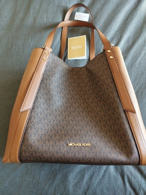 mk large jet bag travel set