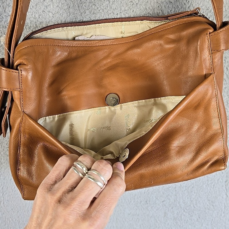 Michael Rome Tan Shoulder/Crossbogy BAG Soft Genuine Leather Made in Italy gallery