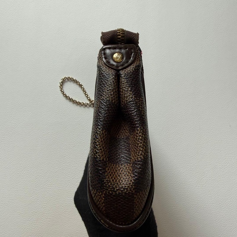 Vintage Louis Vuitton Damier Eva Chain Handbag N55213 lining red Used logo plate gallery