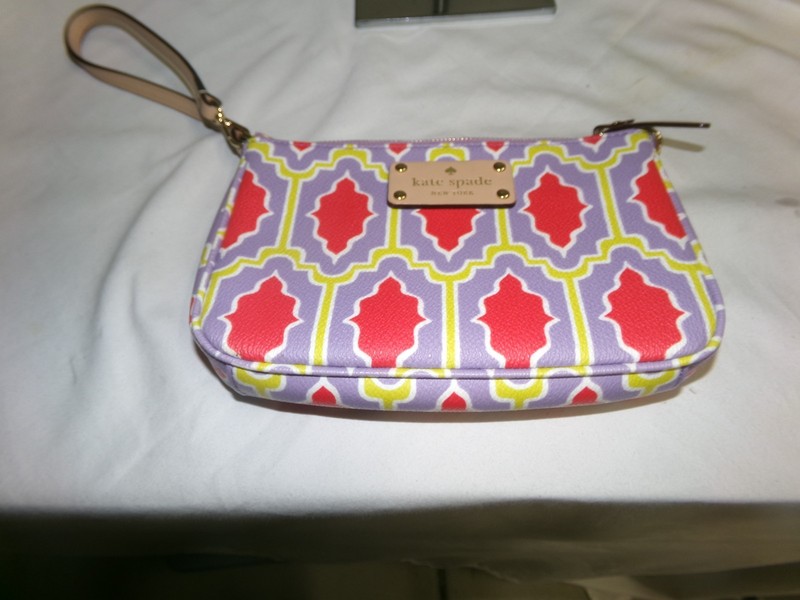 Kate Spade Cabana Tile PVC Zip Wristlet EUC