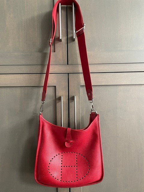 Hermés Evelyne III 29 PM in Rouge Garance Clemence Leather Red Crossbody Bag