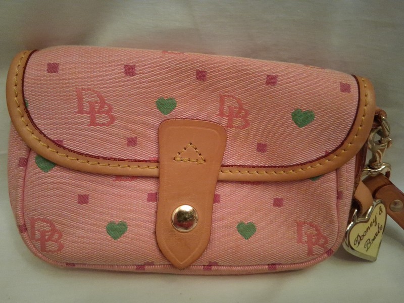 Dooney Bourke DB Logo Monogram Green Heart Pink Canvas Wristlet Clutch Bag Purse