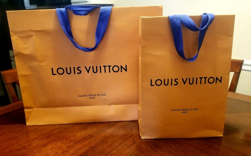 Louis Vuitton Large & Small Gift Store Shopping Bags