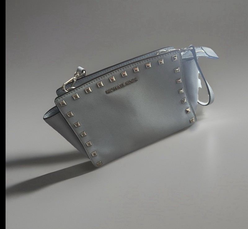 Michael Kors Leather Crossbody Pale Blue Zippered Handbag Silver Accents