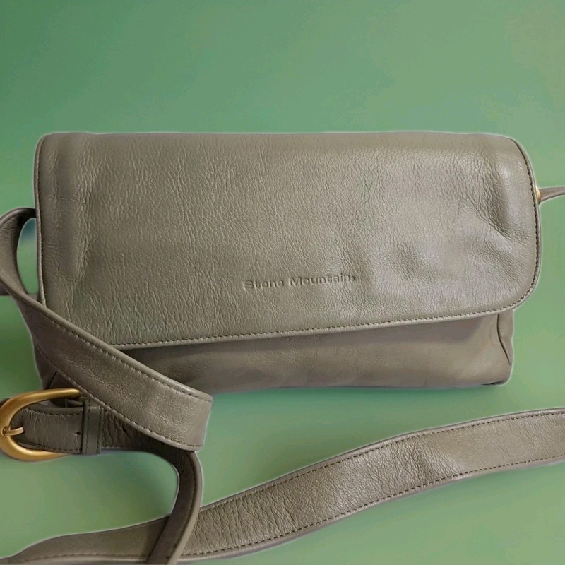 Stone Mountain Taupe Beige Leather Baguette Style Crossbody Purse 11x6x3
