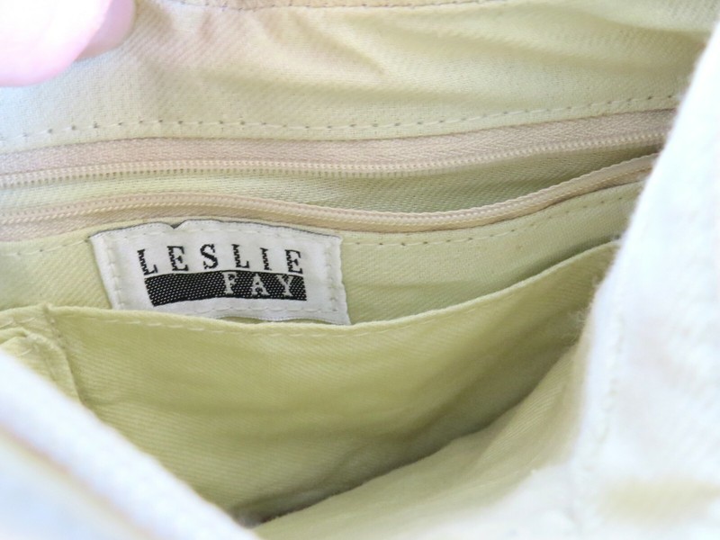 Leslie Fay Off White/Bone Faux Alligator Skin Purse, Zippered Pockets - Read gallery