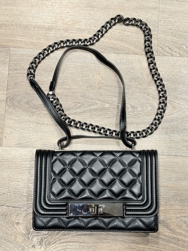 Aldo Black Quilted Crossbody with Chain Strap Second Hand