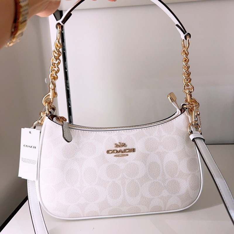 NWT Coach Teri Shoulder Bag In Signature Canvas (Super fast shipping)