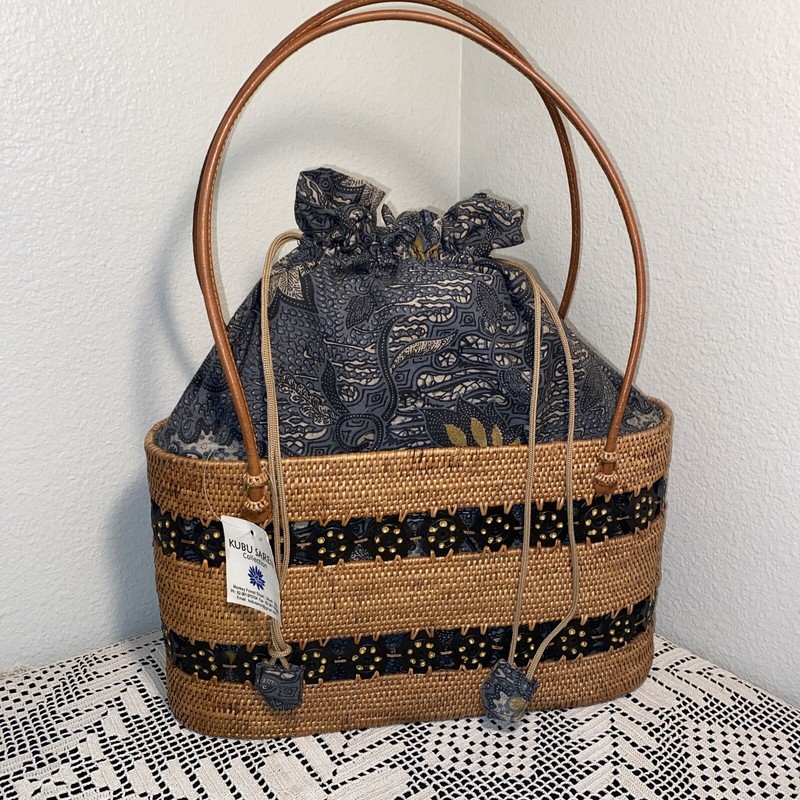 Kubu Saren Collection Balinese Artisan Rattan Handbag w Drawstring Fabric Inside