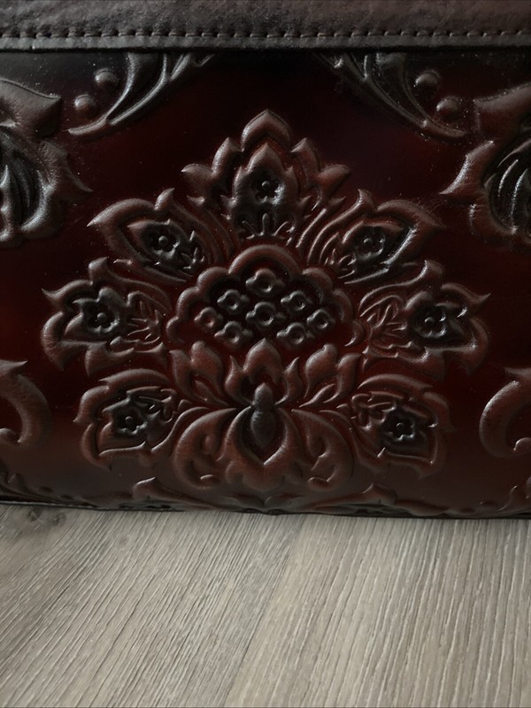 Feigitor Genuine Leather Handbag NEW Without Tags gallery
